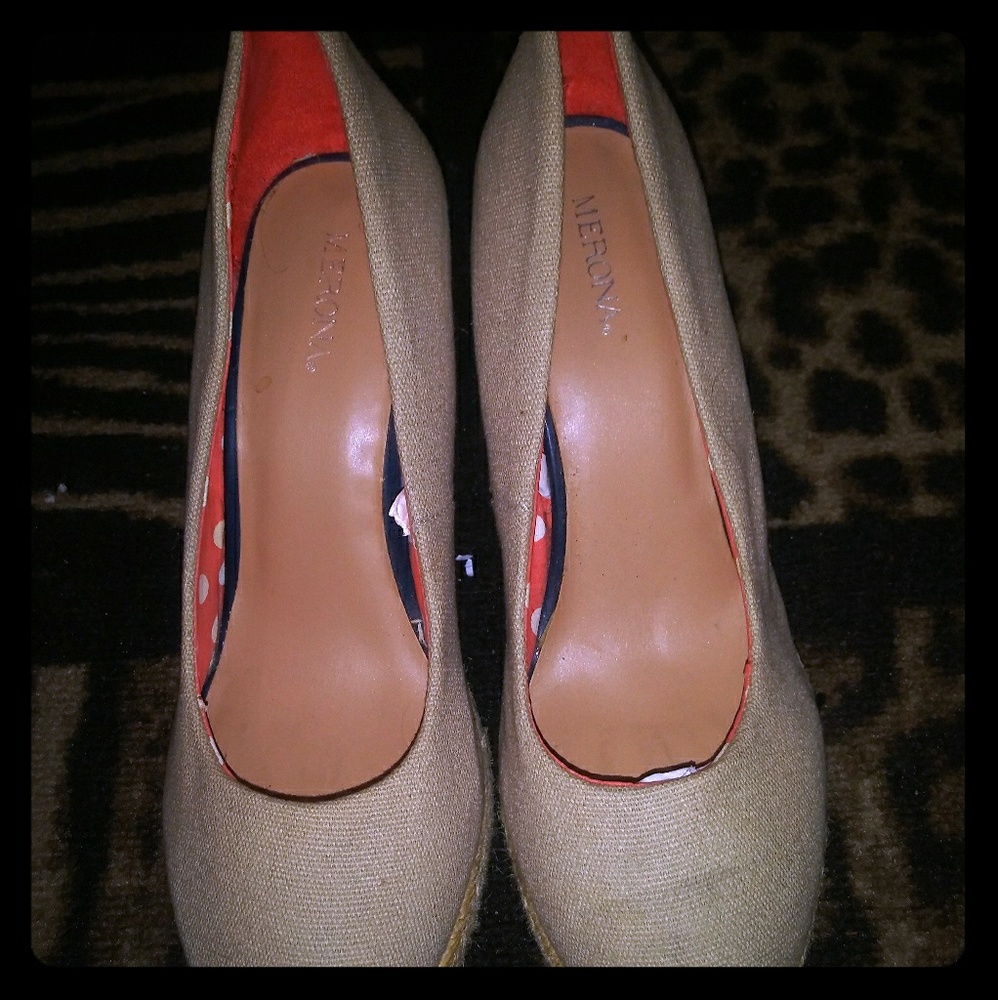 Khaki Wedges